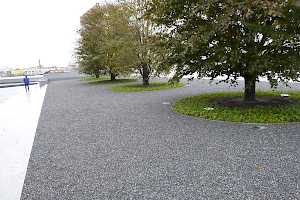 The CORE Gravel grid structure is easily shaped to any landscaping requirements.
